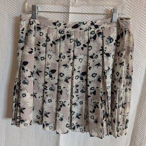 Banana Republic Floral Pleated Mini Skirt Size 8P Petite Cottagecore Romantic